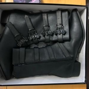 Demonia Warlock-110-B Black Unisex Winklepicker Boots